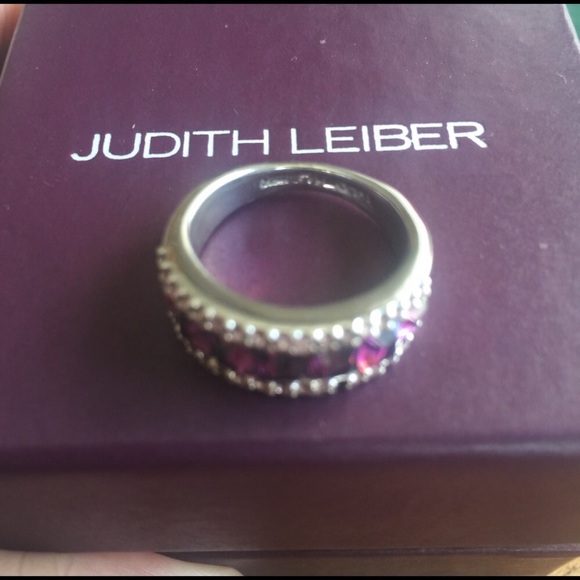 Judith Leiber Jewelry - JUDITH LEIBER/Ring/With Crystal Stones/Size 7